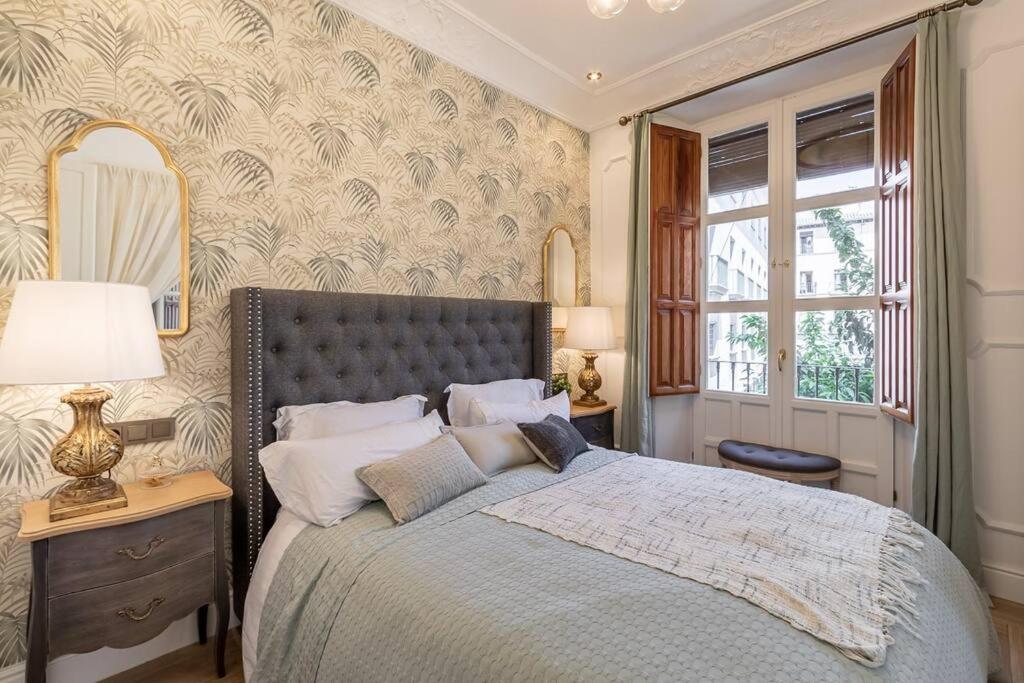 Ch Elvira Luxury Apartment Гранада Экстерьер фото