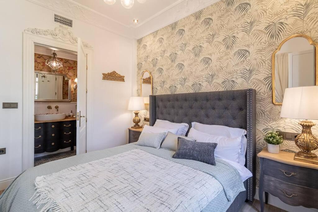 Ch Elvira Luxury Apartment Гранада Экстерьер фото
